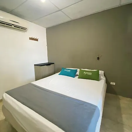 Hotel Puerto Vigia 3*